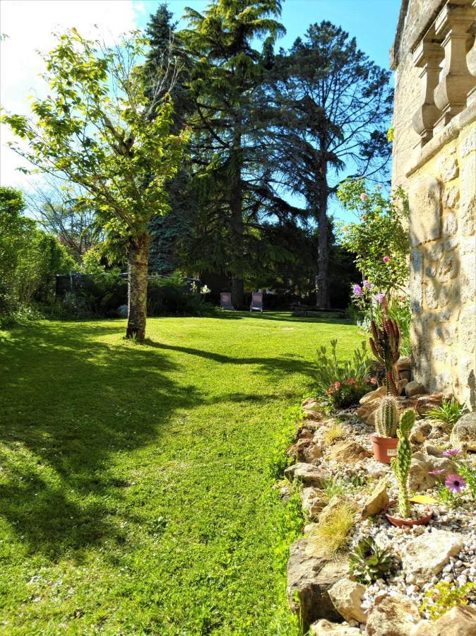 Rue Du Chateau Lalinde Exterior photo